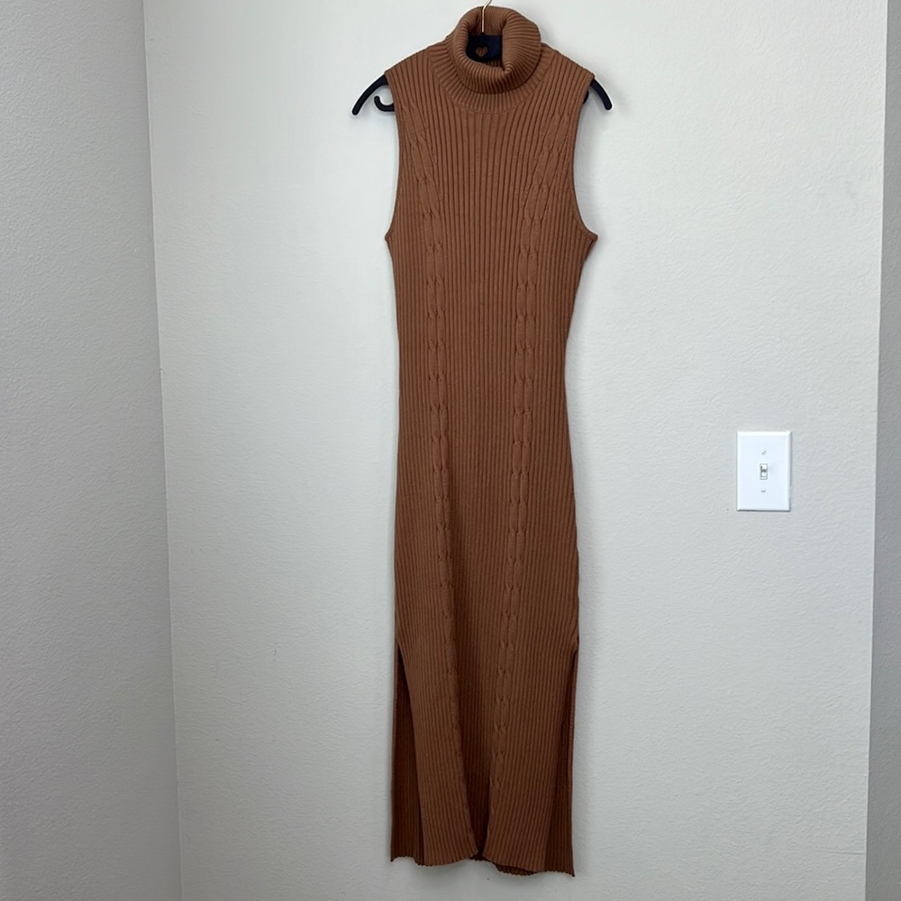 TAN BROWN RIBBED SWEATER DRESS WITH SIDE SLITS